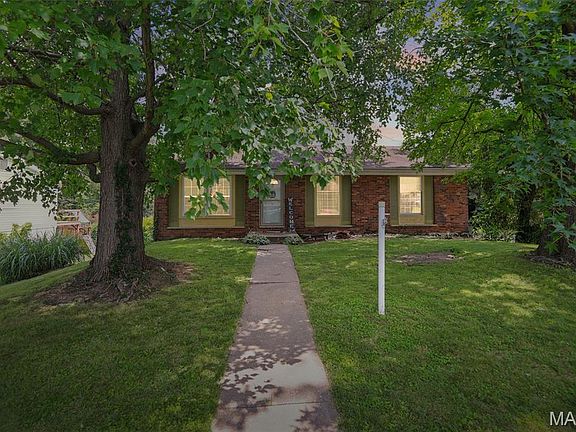2nd image of 5905 Dogwood Ln