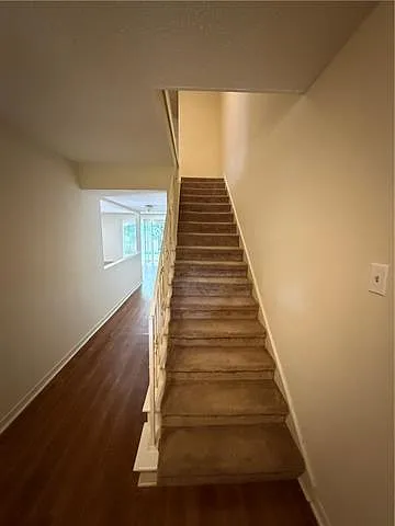 3807 Canterbury Ln — Photo 15