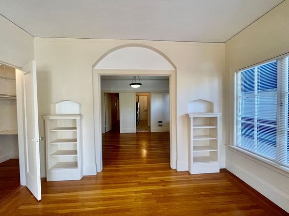 841 Erie St #2