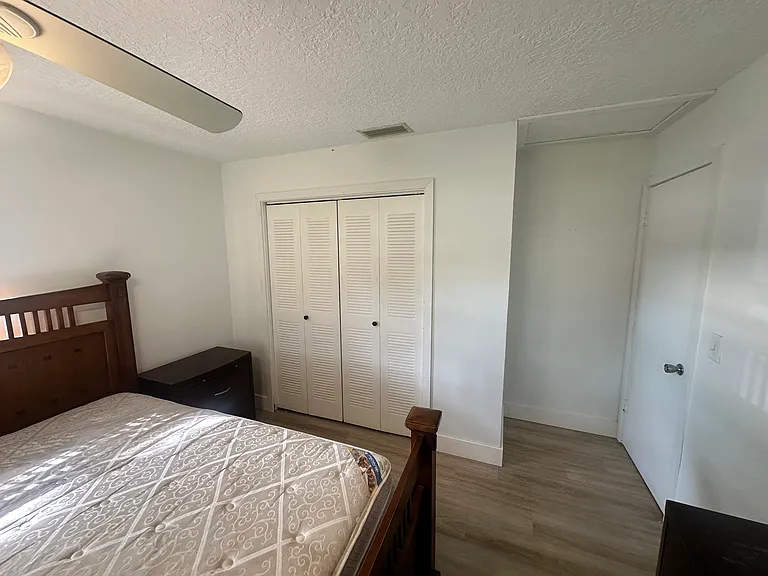 4628 SE Salvatori Rd — Photo 3
