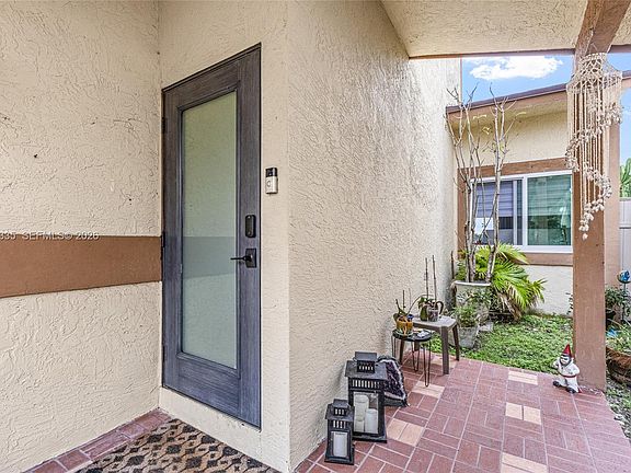 3rd image of 21839 SW 100th Pl