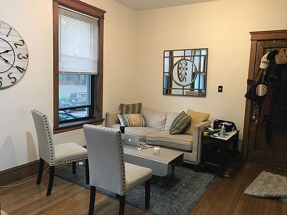4th image of 3762 N Kenmore Ave APT 1N