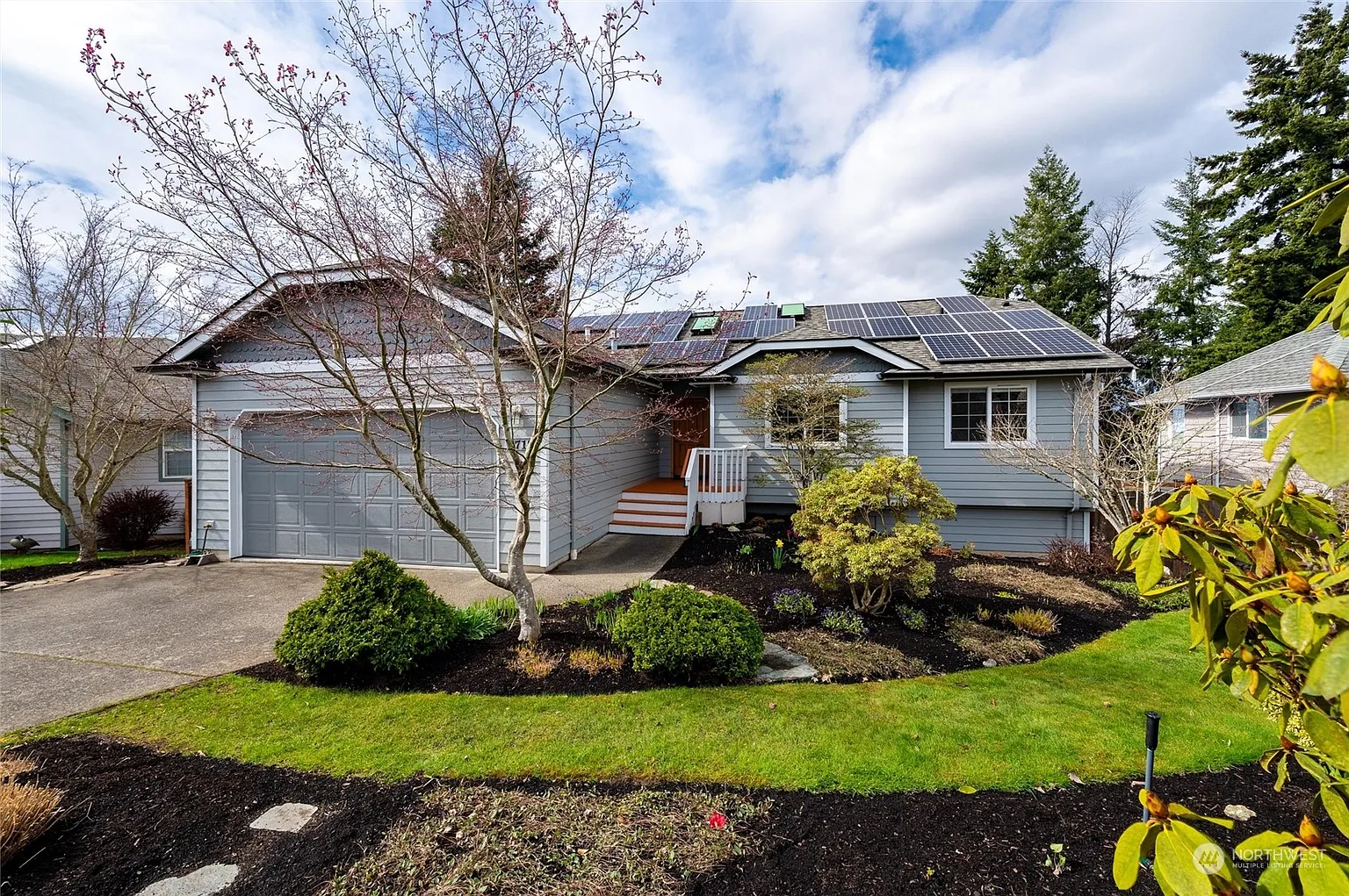 3719 N Heather Place photo 1