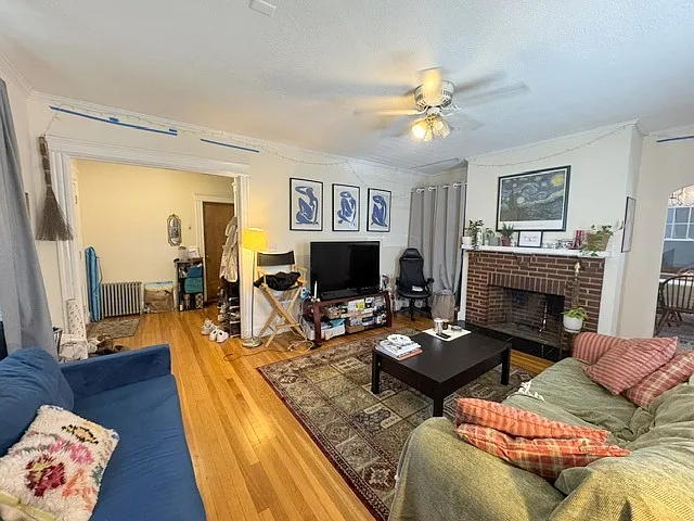 27 Faneuil St #1 — Photo 5