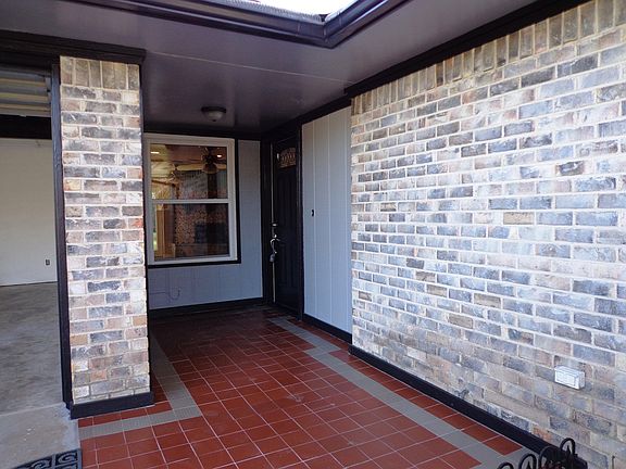 2nd image of 1302 Sierra Blanca Dr