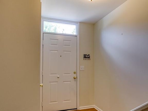 3rd image of 710 Huffine Manor Cir