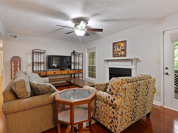 2nd image of 3960 Riverlook Pkwy SE #7