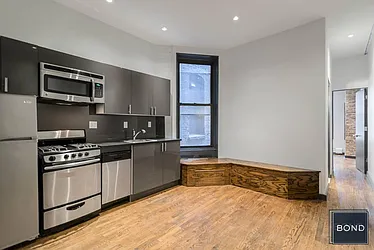 Rented by Bond New York