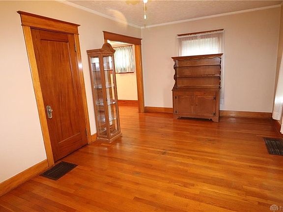 4th image of 339 Fernwood Ave