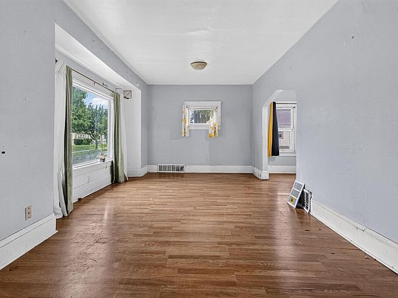 2nd image of 3760 N 25th STREET