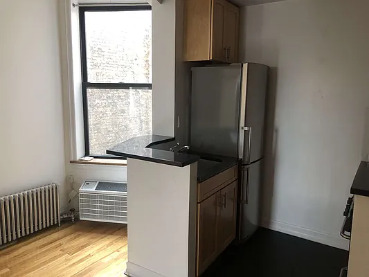 Rented by Waverly Realty Associates | media 6