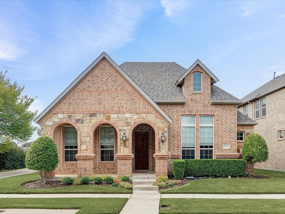 1st image of 5028 Heritage Oaks Dr