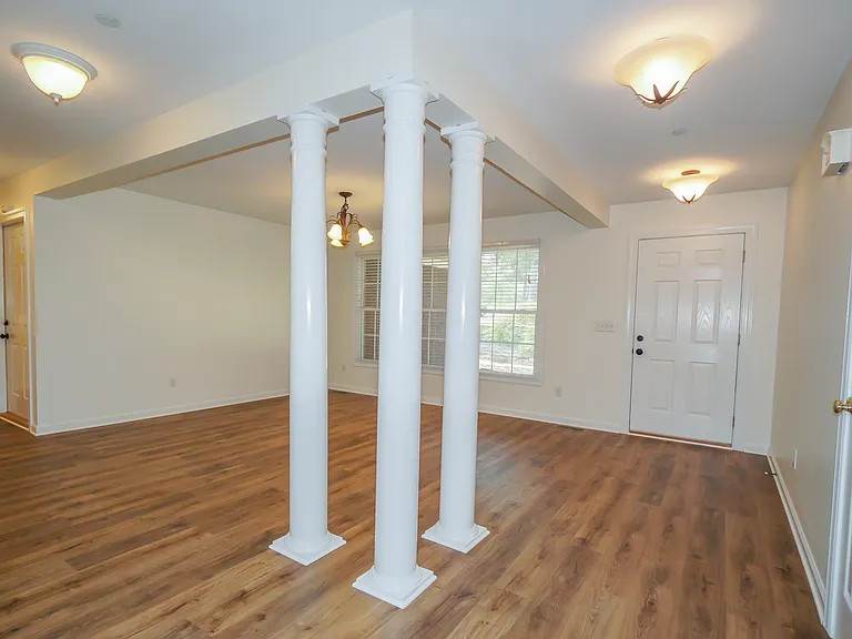 808 S Love Chapel Rd — Photo 2