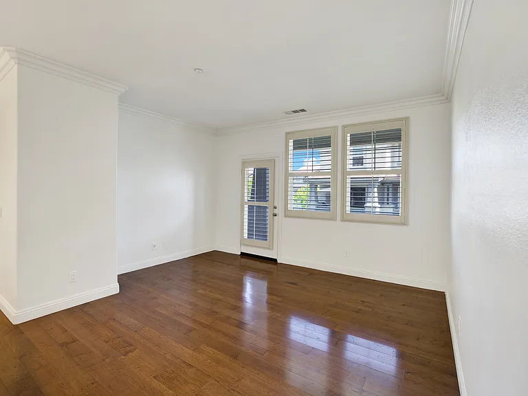16915 Hutchins Lndg #55 — Photo 10