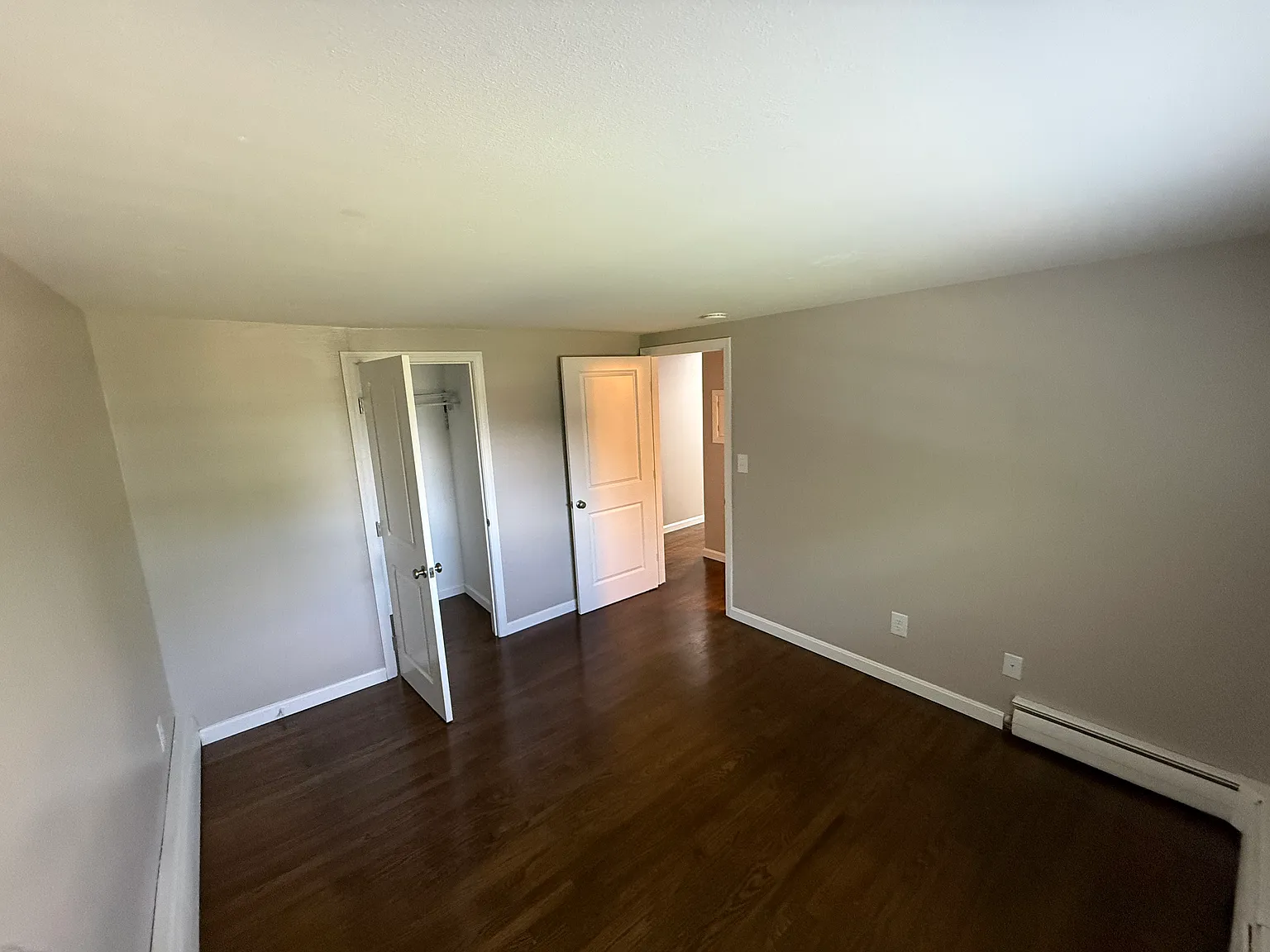 2 bed, $1,950 — Photo 2