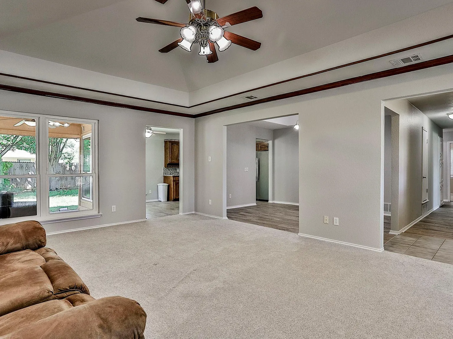 8 Cimarron Dr — Photo 4