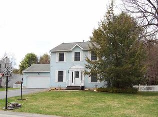 565 Victory Cir, Ballston Spa, NY 12020