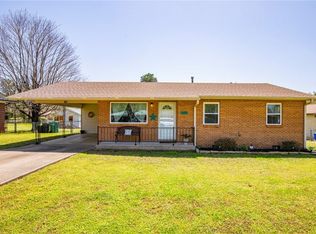 189 Neal St, Farmington, AR 72730
