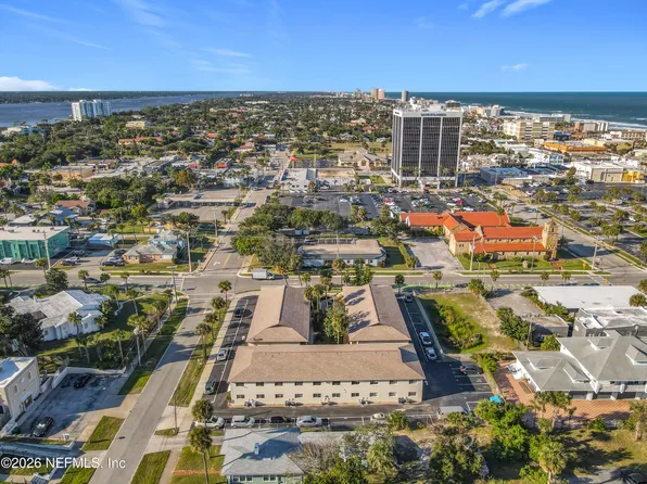 400 OAKRIDGE Boulevard #210, Daytona Beach, FL 32118