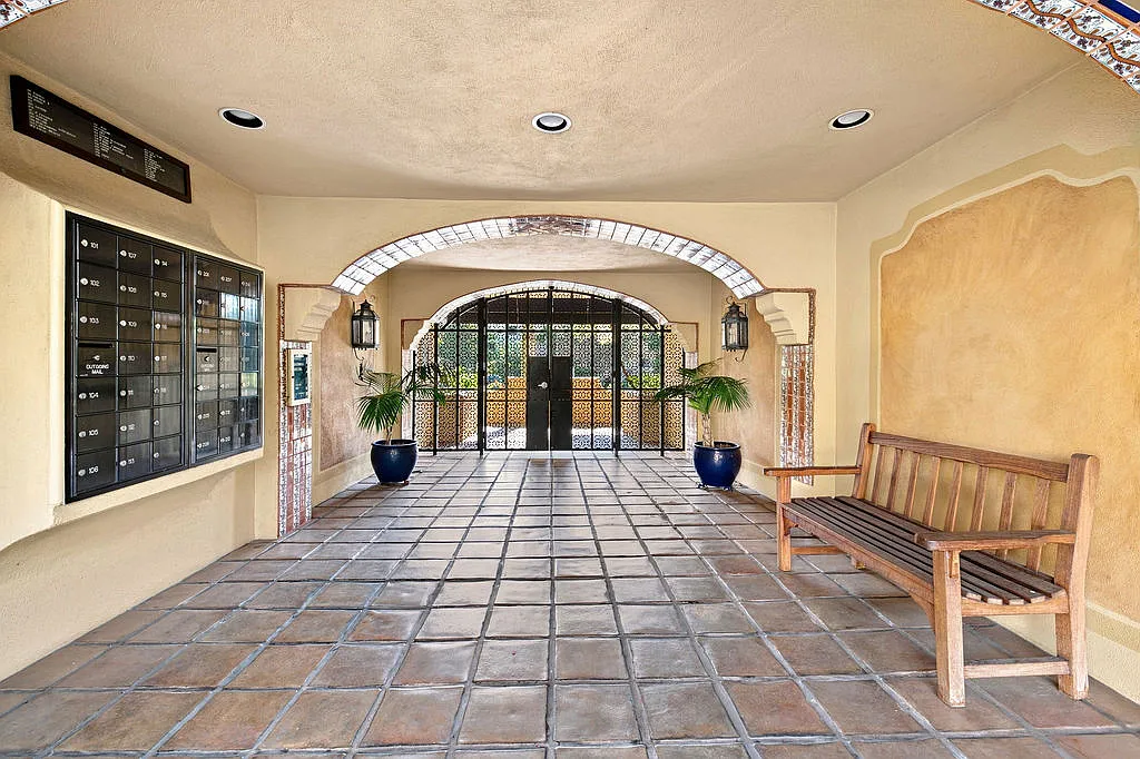 1 bed, 688 sqft, $3,150 — Photo 2
