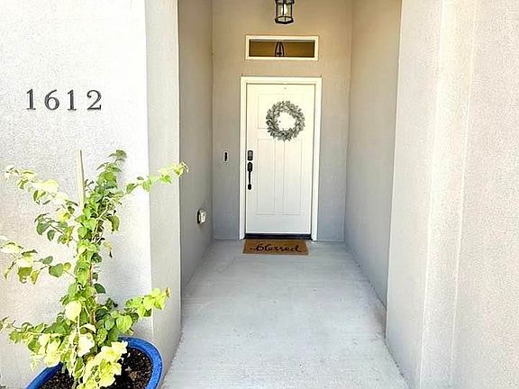 4th image of 1612 Redwood Loop