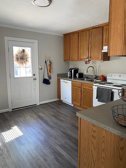 1st image of 131 Winsome Haven Dr