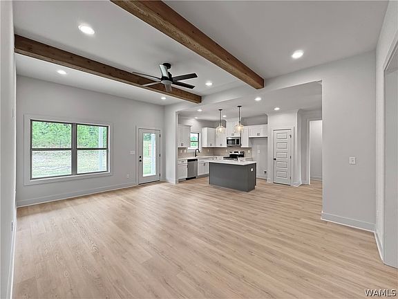 3rd image of 5070 Summerfield Dr E