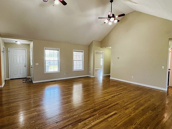 5th image of 663 Jackson Rd