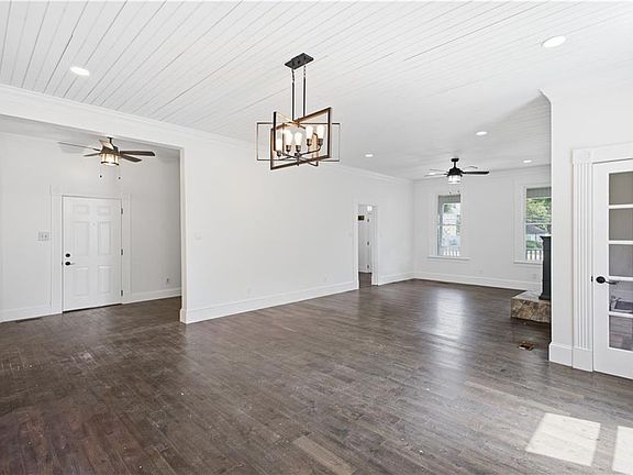 5th image of 618 S Armistead Ave
