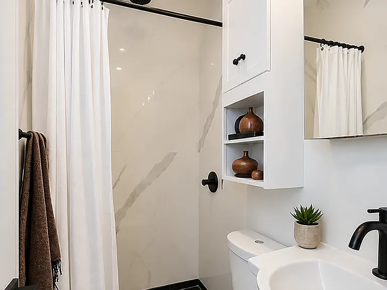 72 Carmine St #2E — Photo 8