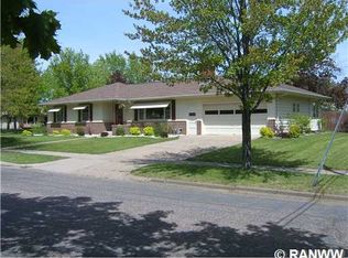 3103 Ellis St, Eau Claire, WI 54701