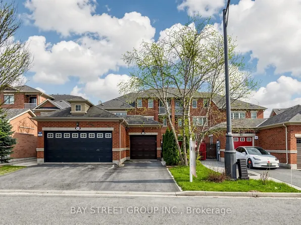 97 Zokol Dr, Aurora, ON L4G 0B9