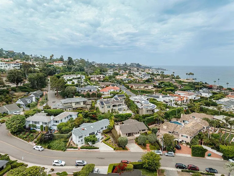 7920 Avenida Alamar — Photo 49