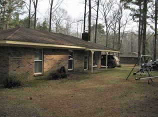 1960 Youngton Rd, Vicksburg, MS 39183