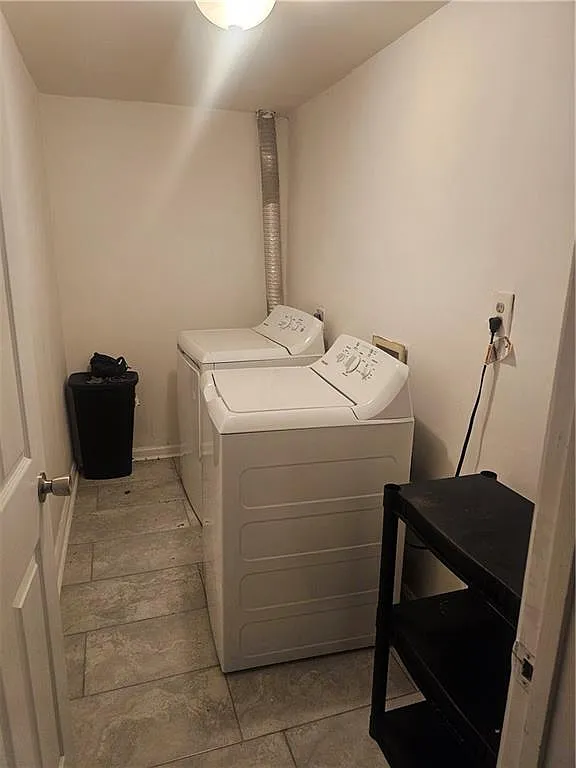 1 bed, 1.0 bath, 1542 sqft, $1,400 — Photo 4