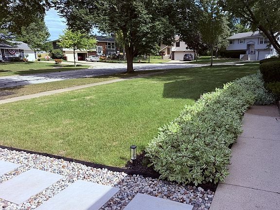 3rd image of 1717 Vassar Ct