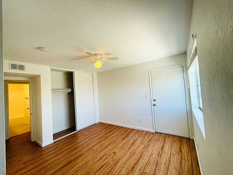 4210 52nd St #103 — Photo 18