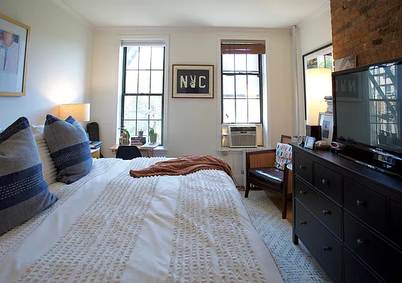 Rented by Bond New York | media 6
