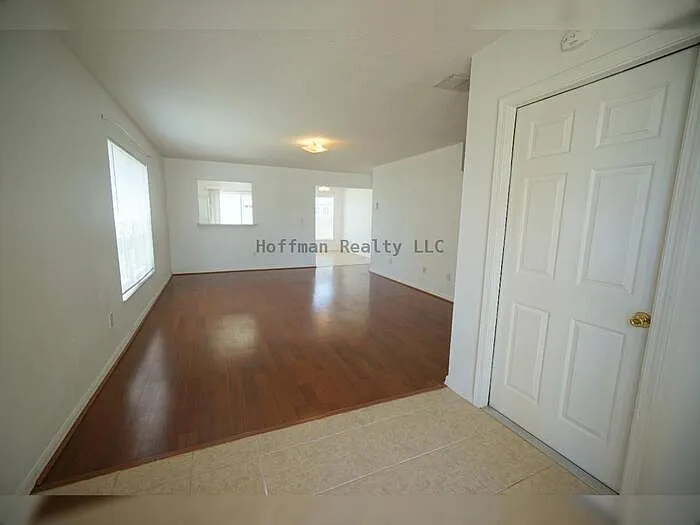 24606 Victoria Wood Ct — Photo 4