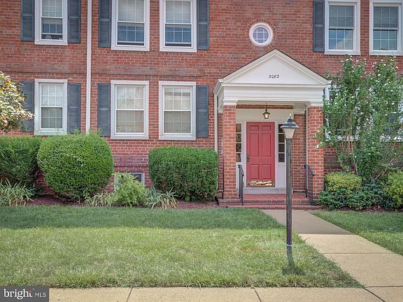 4th image of 3082 S Abingdon St APT C1