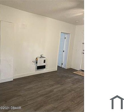 3rd image of 634 El Dorado St #1