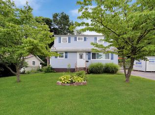 34 Howland Ave, Beacon, NY