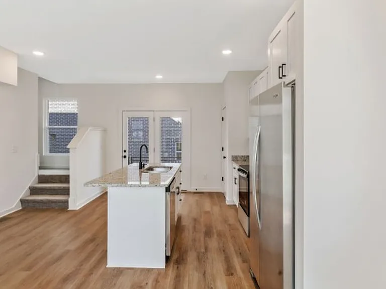 310 Cedar St #1 — Photo 7