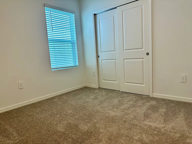 534 Wayland Dr — Photo 19
