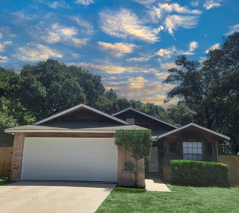 1st image of 7338 PEBBLEWOOD