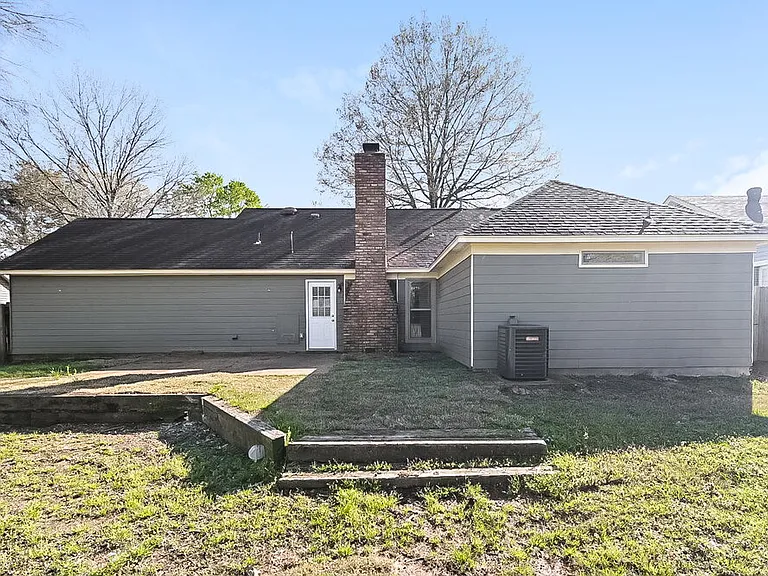 9898 Sequoia Ln — Photo 16