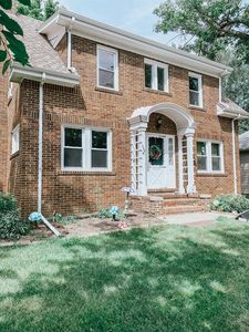 669 Ohio Ave SW, Huron, SD, 57350
