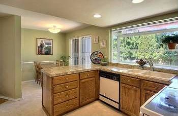 5th image of 14104 SE 46th St
