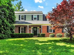 5169 Briarwood Dr, Macungie, PA 18062