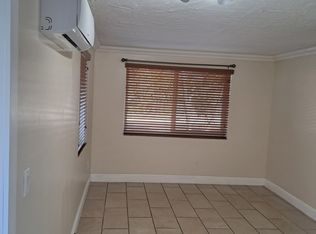 4524 E 8th Ln, Hialeah, FL 33013